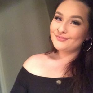 Meet your Posher, Teddi